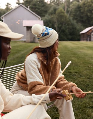 OFFLINE By Aerie Pom Beanie