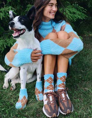OFFLINE By Aerie Marshmallow Socks