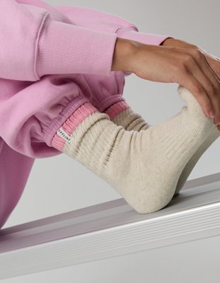 OFFLINE By Aerie Short Scrunch Socks
