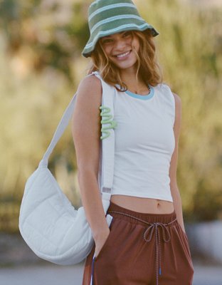 OFFLINE By Aerie Sporty Crescent Bag