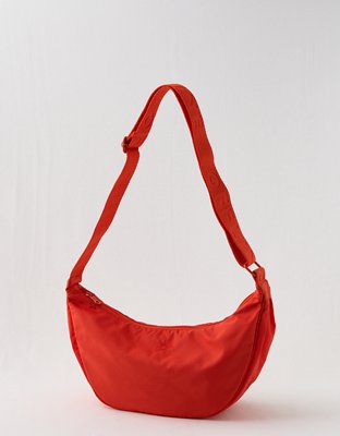 OFFLINE By Aerie Sporty Crescent Bag