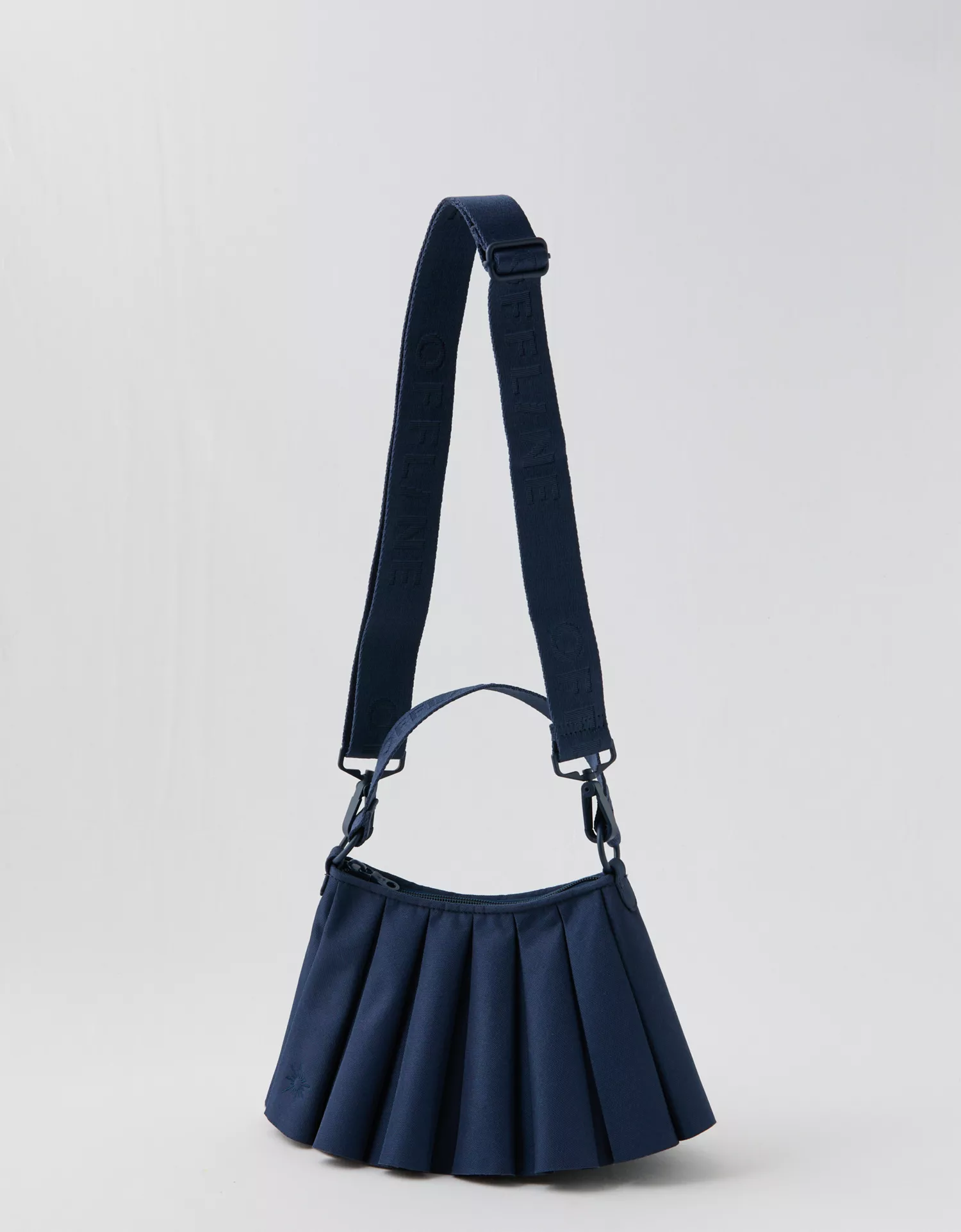 OFFLINE By Aerie Courtside Canvas Pleated Bag - thumbnail 2