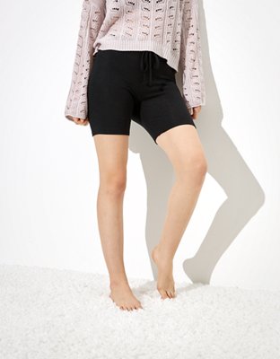 【Bellialeu】Sweetie shorts Mid-Rise Sweat Shorts in Sugar Pink | Oh Polly