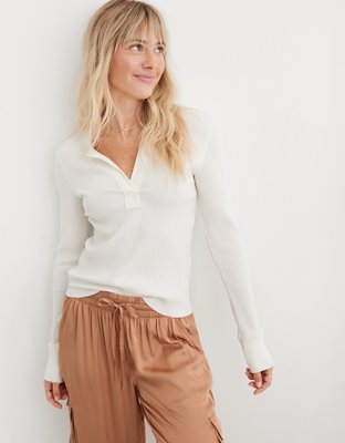Aerie T-shirt Manga Larga con Cuello Henley para Usar Junto a la Chimenea
