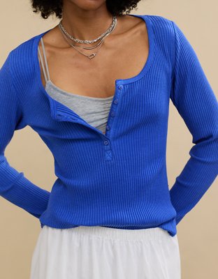 Aerie T-shirt Esencial con Cuello Henley para Usar en Capas