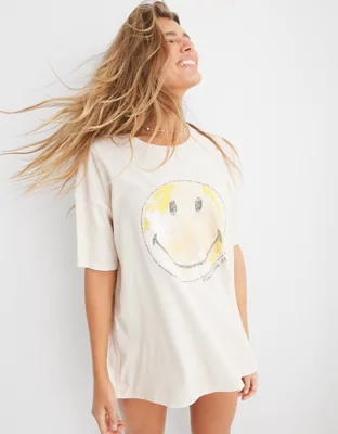 Aerie Oversized Smiley® Graphic Boyfriend TShirt