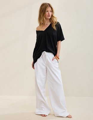 Aerie Basic V-Neck Boyfriend T-Shirt