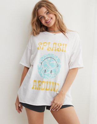 Aerie Smiley® Graphic Oversized Boyfriend T-Shirt