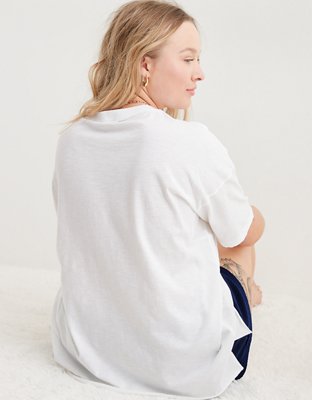 Aerie Smiley® Graphic Oversized Boyfriend T-Shirt