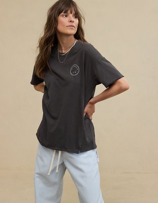 Aerie Smiley® Oversized Graphic Boyfriend T-Shirt