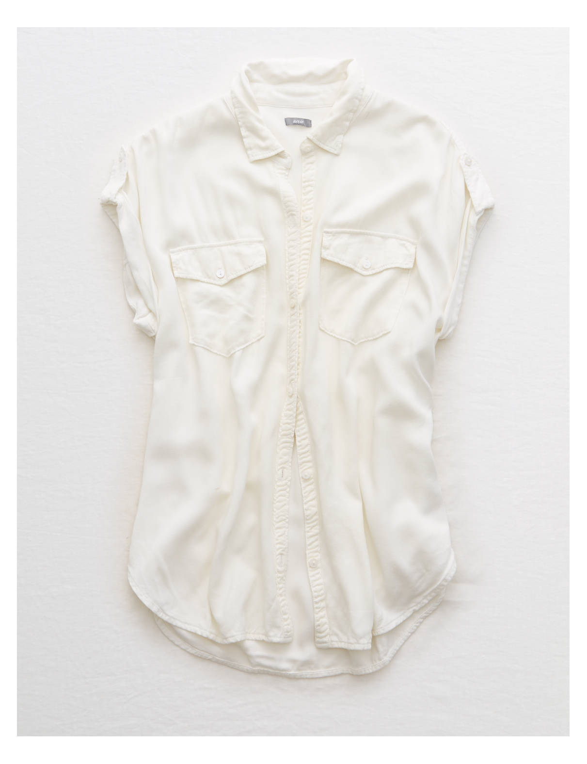 Button Down Shirts for Women | American Eagle Outfitters