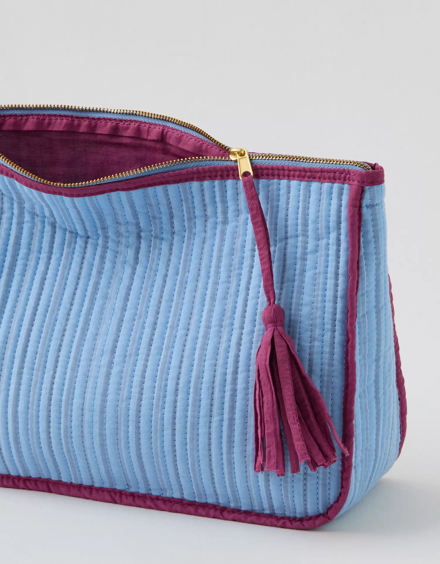 Aerie Quilted Pouch - thumbnail 2