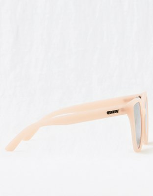 Женские солнцезащитные очки Aerie Quay Paradiso Sunglasses — фото 3