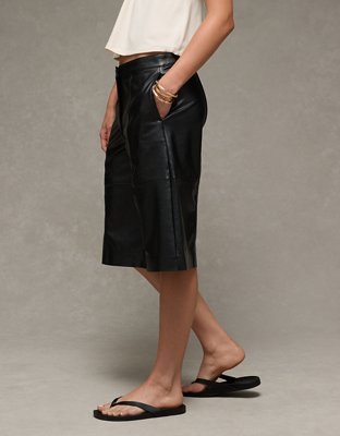 AE 15" Vegan Leather Short