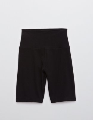 black short biker shorts