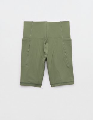 OFFLINE By Aerie Real Me XTRA Hold Up. Bike Short de 7" con Bolsillo