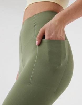 OFFLINE By Aerie Real Me XTRA Hold Up. Bike Short de 7" con Bolsillo