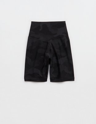 Женские шорты Offline By Aerie Real Me Crossover High Waisted 5" Bike, цвет: Чёрный угольный — фото 4