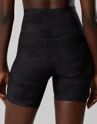 Женские шорты Offline By Aerie Real Me Crossover High Waisted 5" Bike, цвет: Чёрный угольный — фото 2