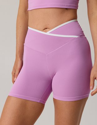 Short de cycliste de 5 po à taille haute croisée avec accents de couleur Real Me OFFLINE d’Aerie