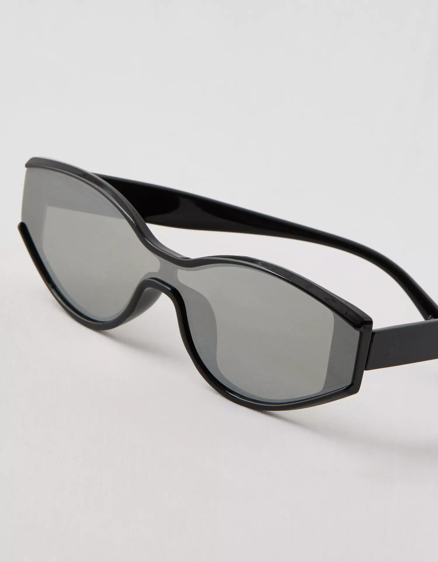OFFLINE By Aerie Studio Sunglasses - thumbnail 3