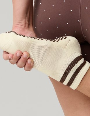 OFFLINE By Aerie x LUCKY HONEY Boyfriend Grip Socks