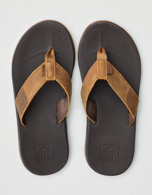 comfortable leather flip flops