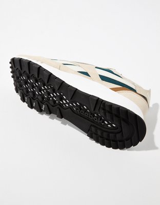 Мужские кроссовки American Eagle Reebok Men's Classic Legacy Sneaker — фото 4