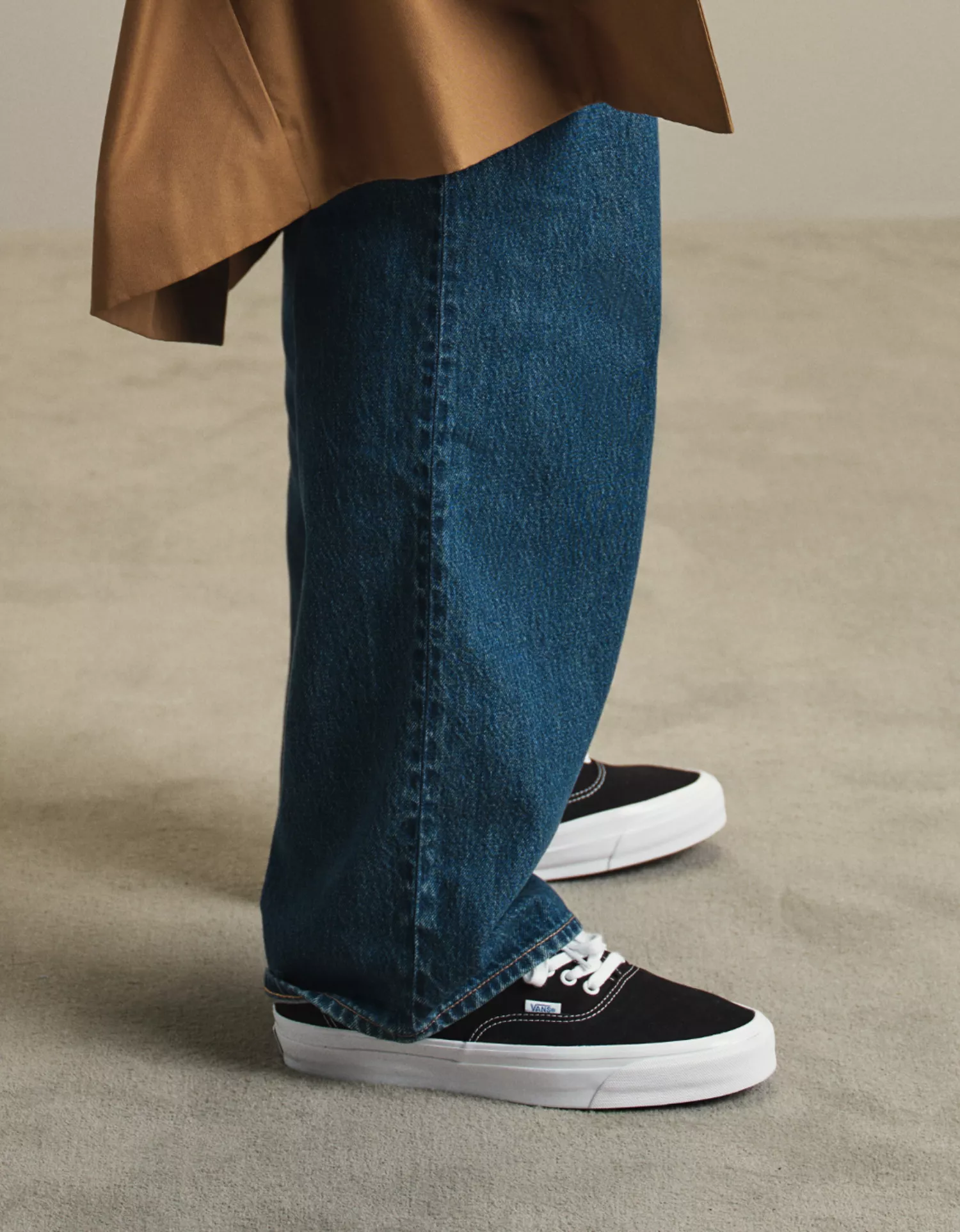 Vans Authentic Shoe - thumbnail 10