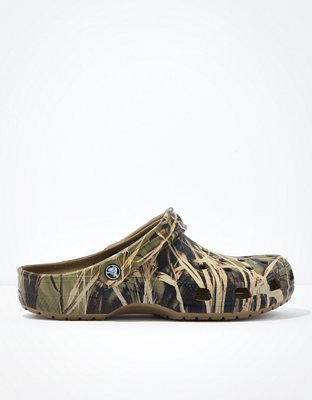 Crocs deals mens camo