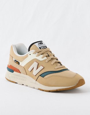 New Balance Men's 997H Sneaker