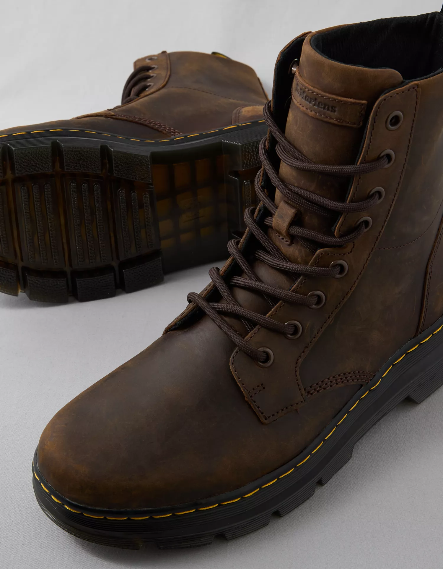 Dr. Martens Men's Combs Leather Casual Boots - thumbnail 3