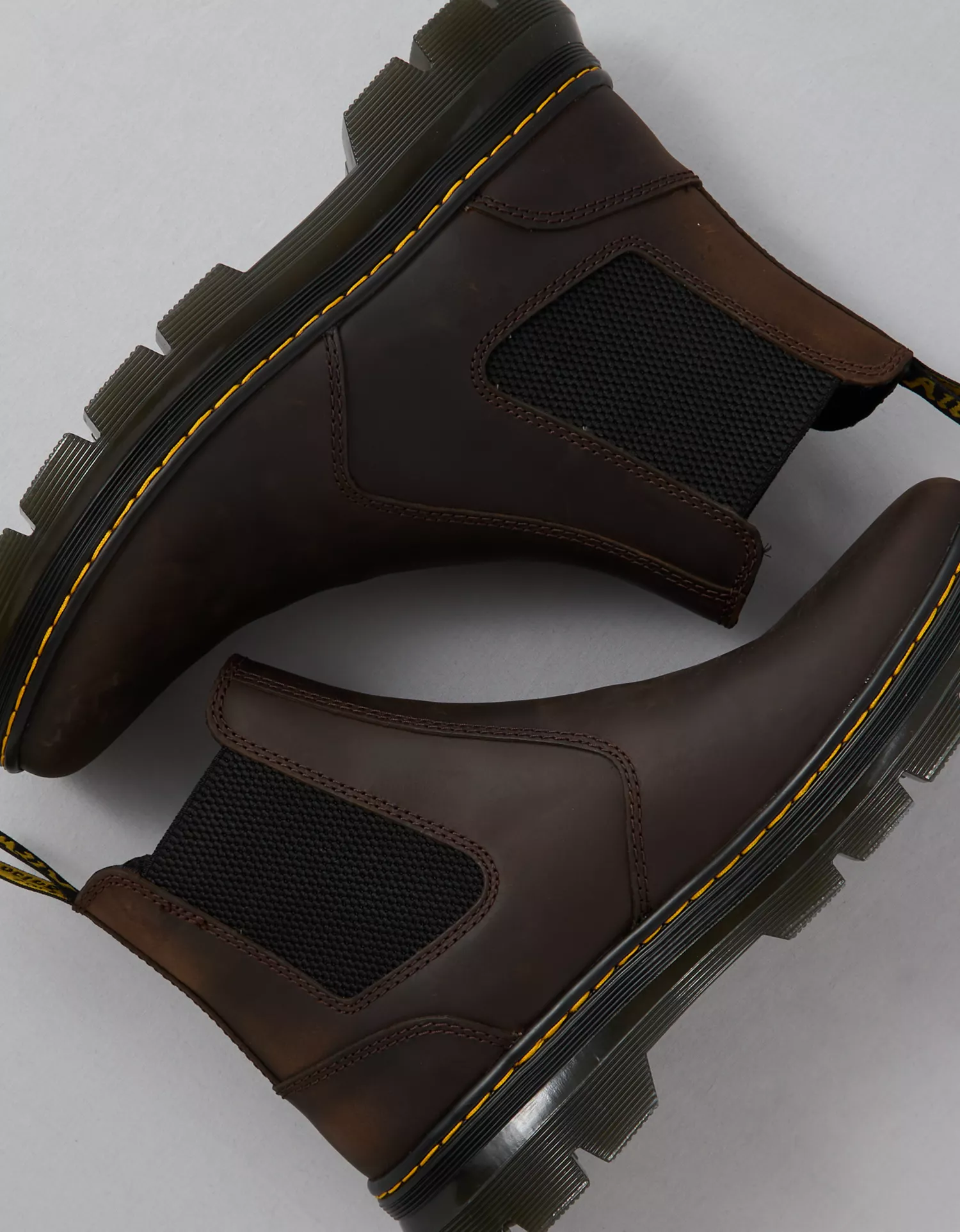 Dr. Martens Men's Embury Leather Chelsea Boot - thumbnail 2