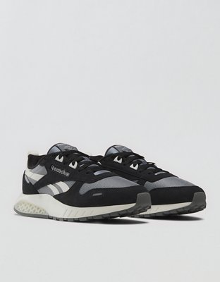 Мужские кроссовки American Eagle Reebok Classic Leather Hexalite Sneaker — фото 2