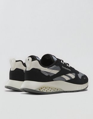 Мужские кроссовки American Eagle Reebok Classic Leather Hexalite Sneaker — фото 3
