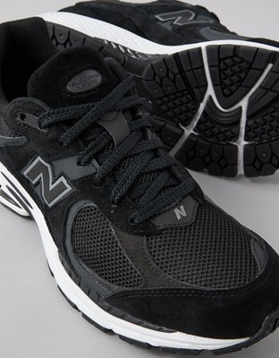 New Balance Men's 2002R Sneaker