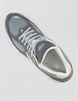 New Balance Men's 2002R Sneaker