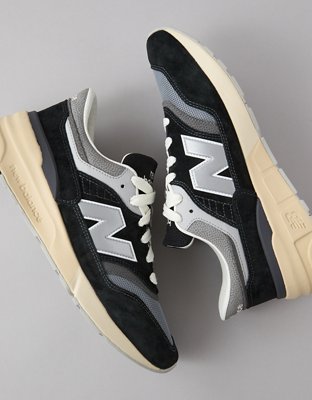 New Balance Men's 997R Sneaker