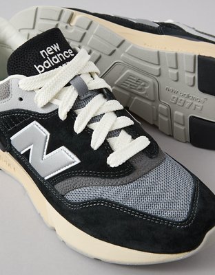 New Balance Men's 997R Sneaker