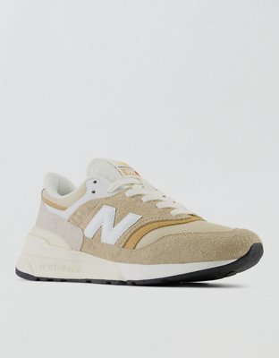 New Balance Men's 997R Sneaker