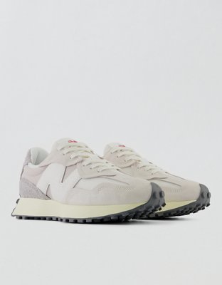 New Balance Men's 327 Sneaker