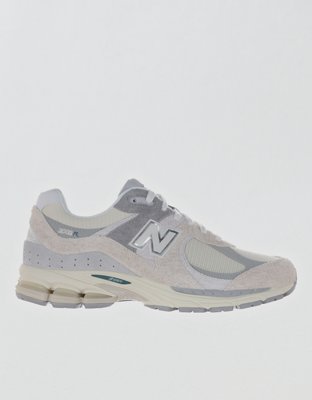 New Balance Men's 2002R Sneaker