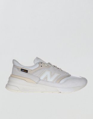 New Balance Men's 997R Sneaker