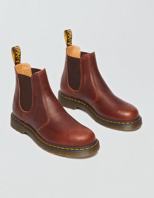 Dr. Marten Men's 2976 Bex Smooth Leather Chelsea Boot | American Eagle