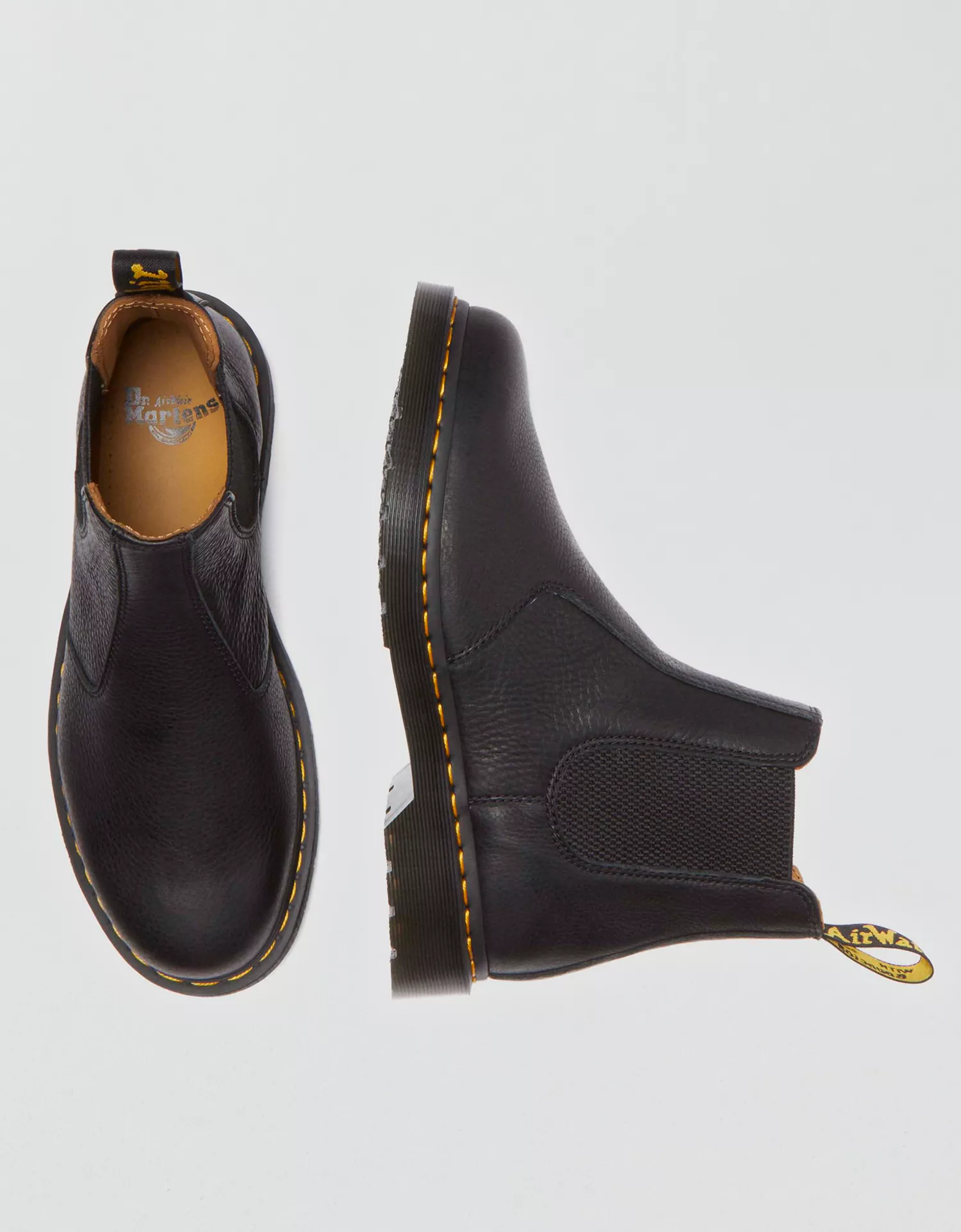 Dr. Marten Men's 2976 Bex Smooth Leather Chelsea Boot - thumbnail 2