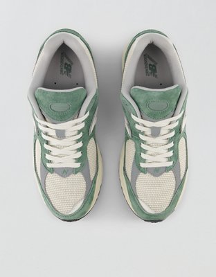 New Balance Men's 2002R Sneaker