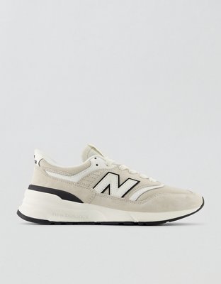 New Balance Men's 997R Sneaker