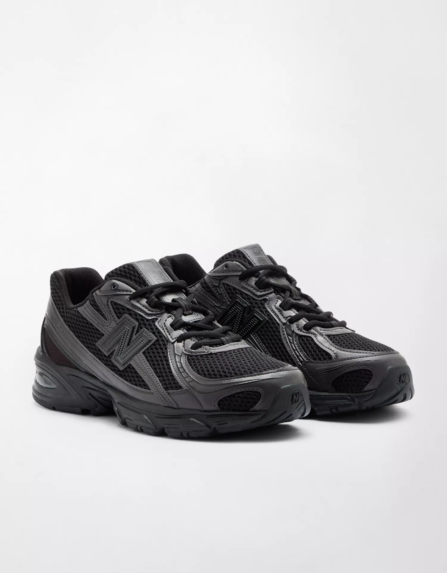 New Balance Men's 740 Sneaker - thumbnail 6