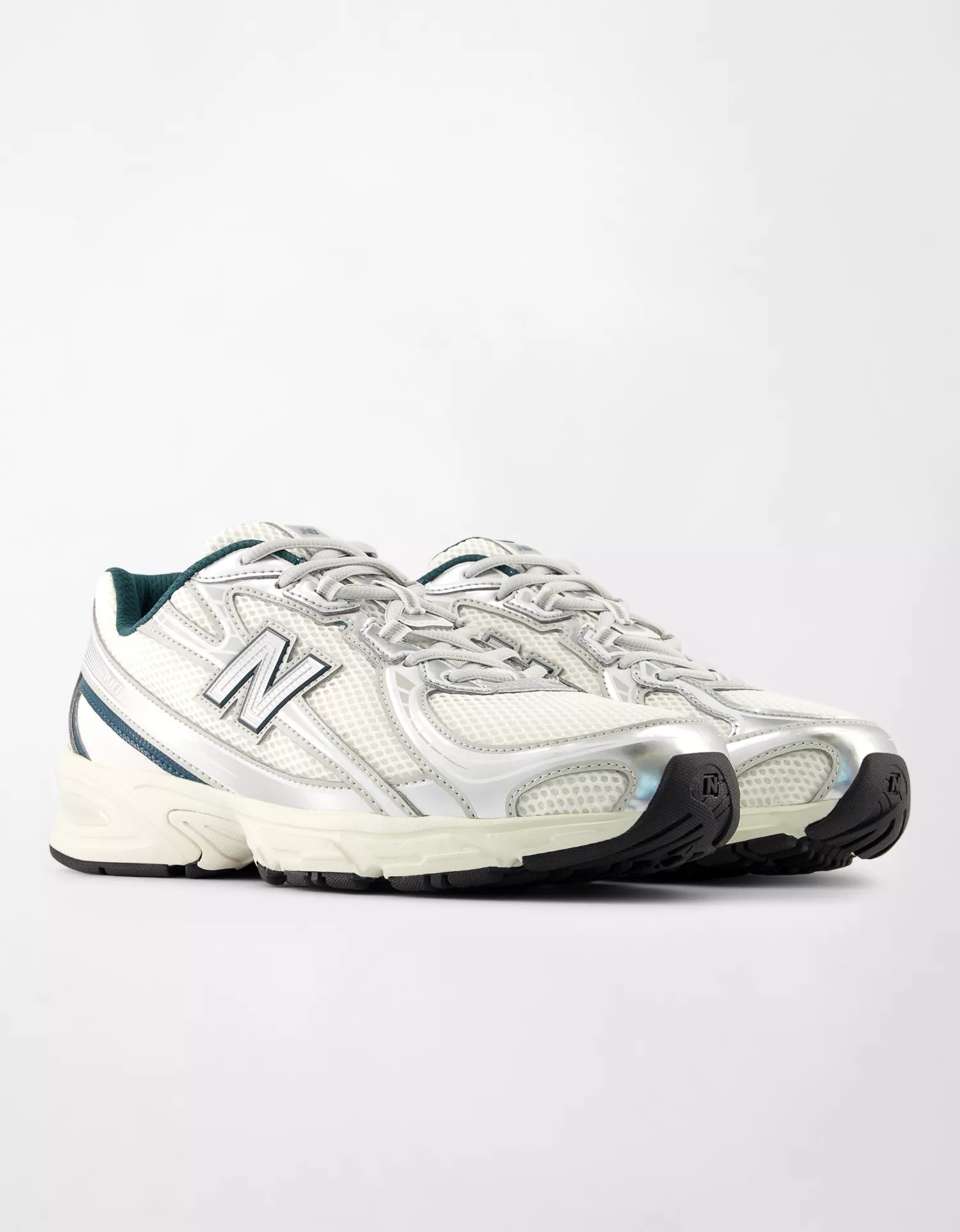 New Balance Men's 740 Sneaker - thumbnail 3