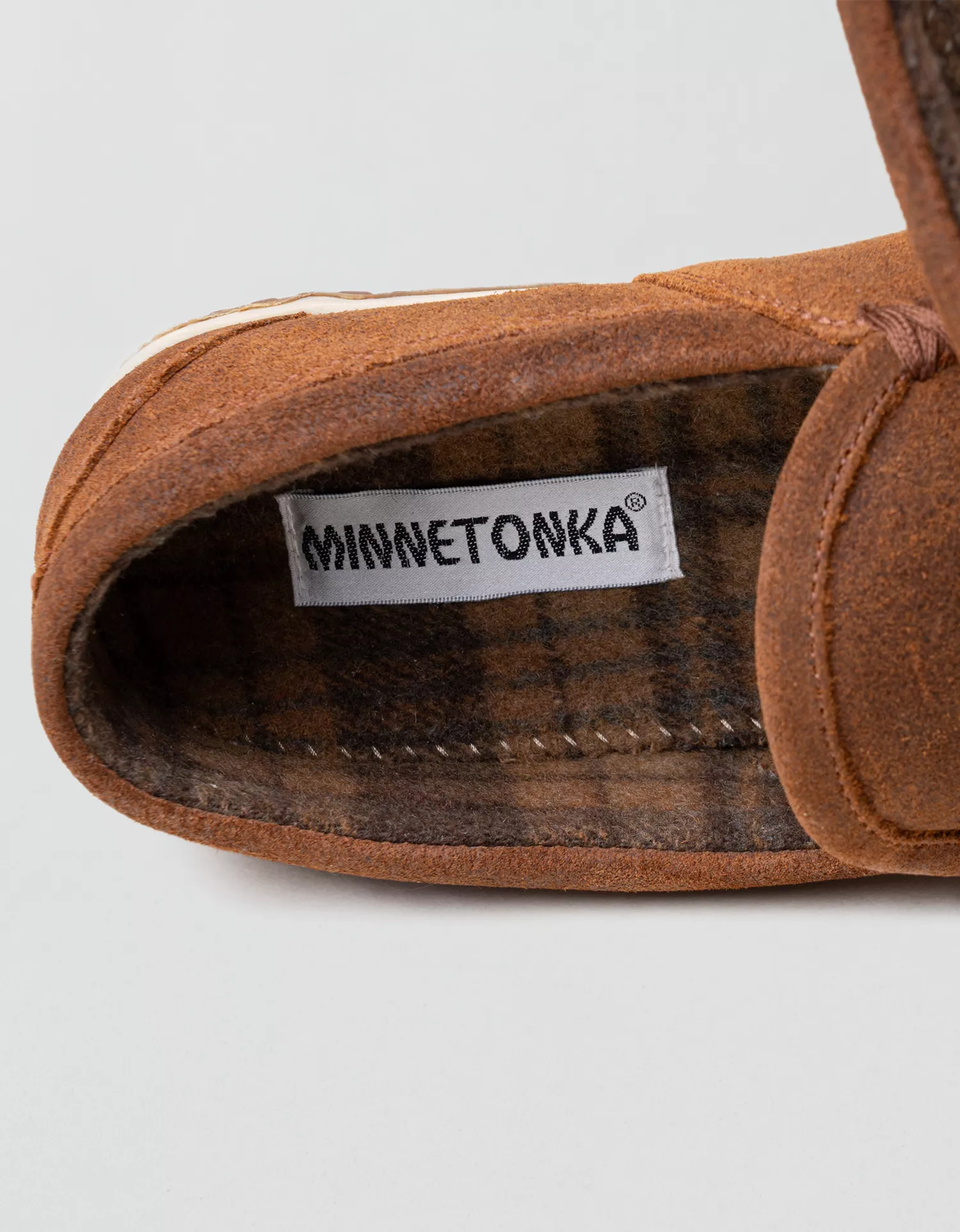 Minnetonka Tilden Slipper - thumbnail 8